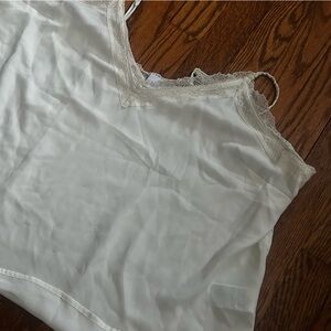 Old Navy White lace Camisole